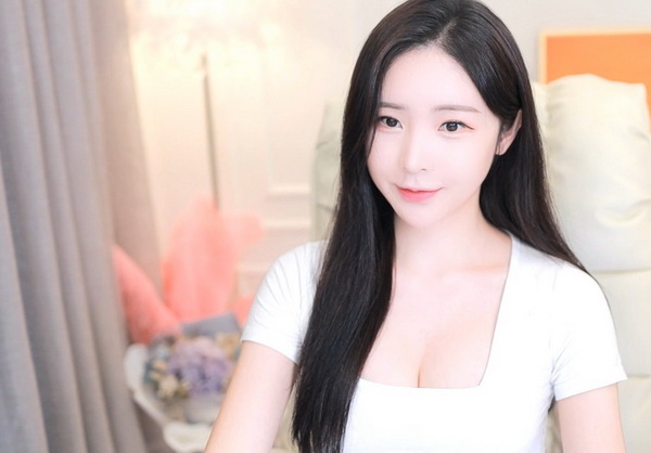 天美传媒春节回家相亲孟孟