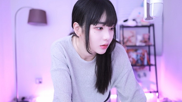菠萝菠萝蜜Www免费