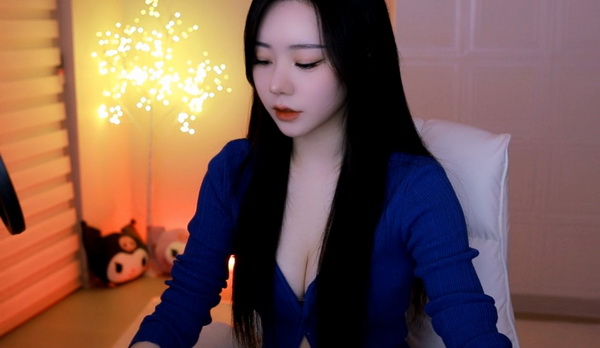 姬小满吃狂铁大季巴