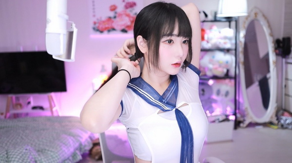 私人订制芋圆呀呀白衬衣