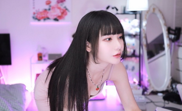 推特网红Kittykum定制视频