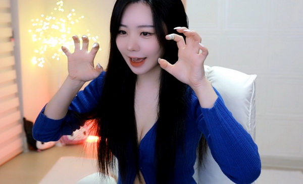 亚洲尺码一区二区三区