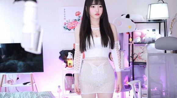 4s4s4s4sɫڣߵСƵƽ̨컥·У