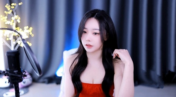 yslںˮɫ60601ߵŮ뷿ĵķ