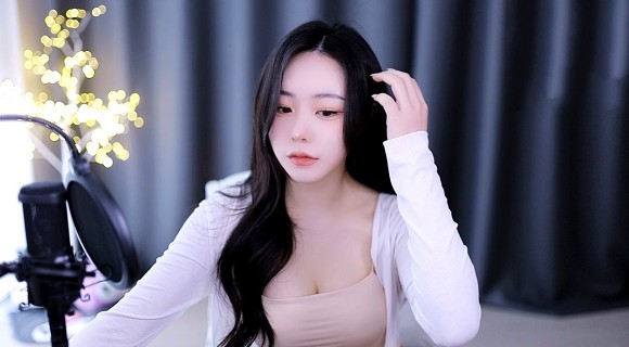 公孙离脸红翻白眼享受表情包